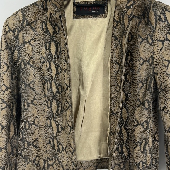 𝅺Rogue Genuine Leather Printed Snakeskin Zip Up Cropped Jacket Size L - Picture 7 of 15
